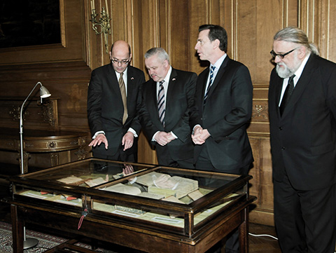 Uroczystość przekazania faksymiliów dla biblioteki Muzeum–Zamku w Łańcucie w dniu 6 lutego 2012
